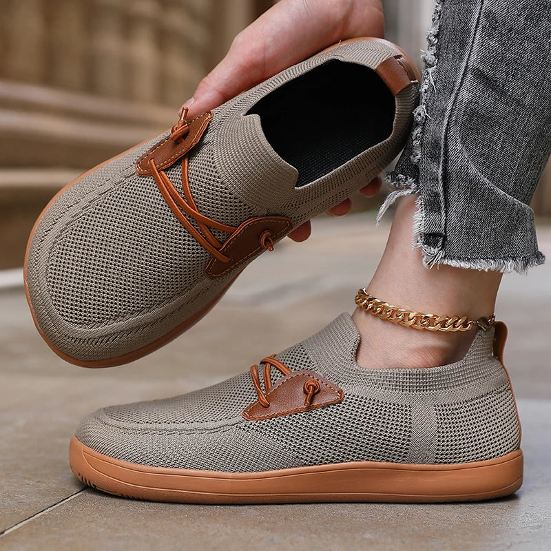 Women' Simple Wide Footed Sneakers