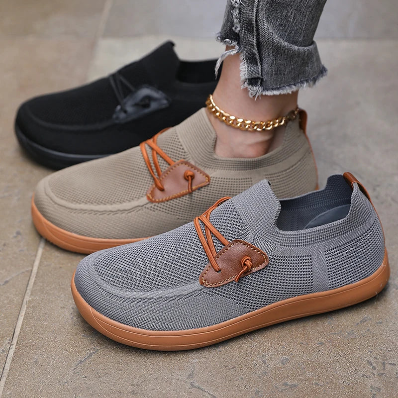 Women' Simple Wide Footed Sneakers
