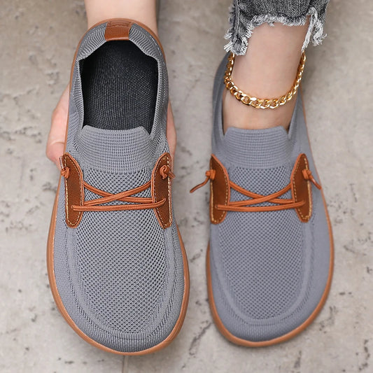 Women' Simple Wide Footed Sneakers