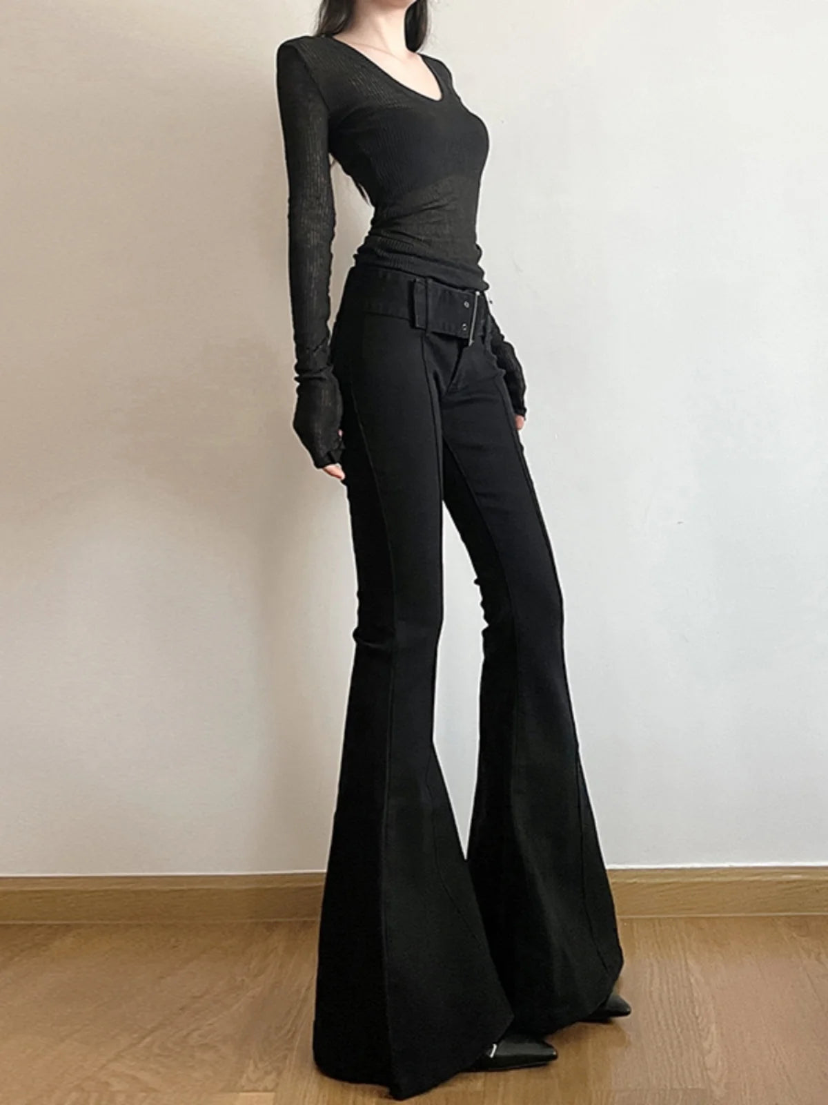 Women's Black Jeans Flare Pants Y2k Retro Emo Streetwear Fashion Trousers Harajuku Wide Yoga Pants 90s Aesthetic Clothes